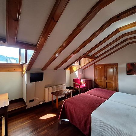 Hotel Aragueells Benasque Eksteriør bilde