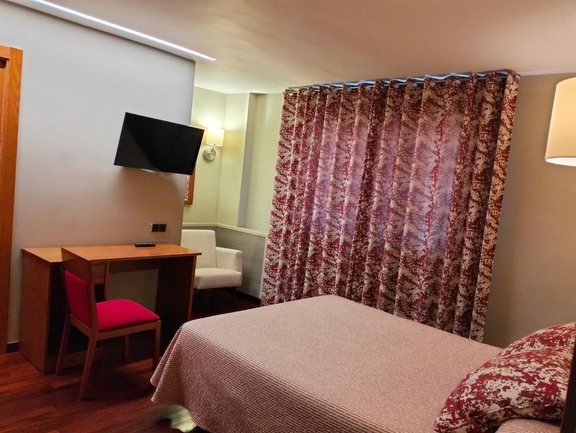 Hotel Aragueells Benasque Eksteriør bilde