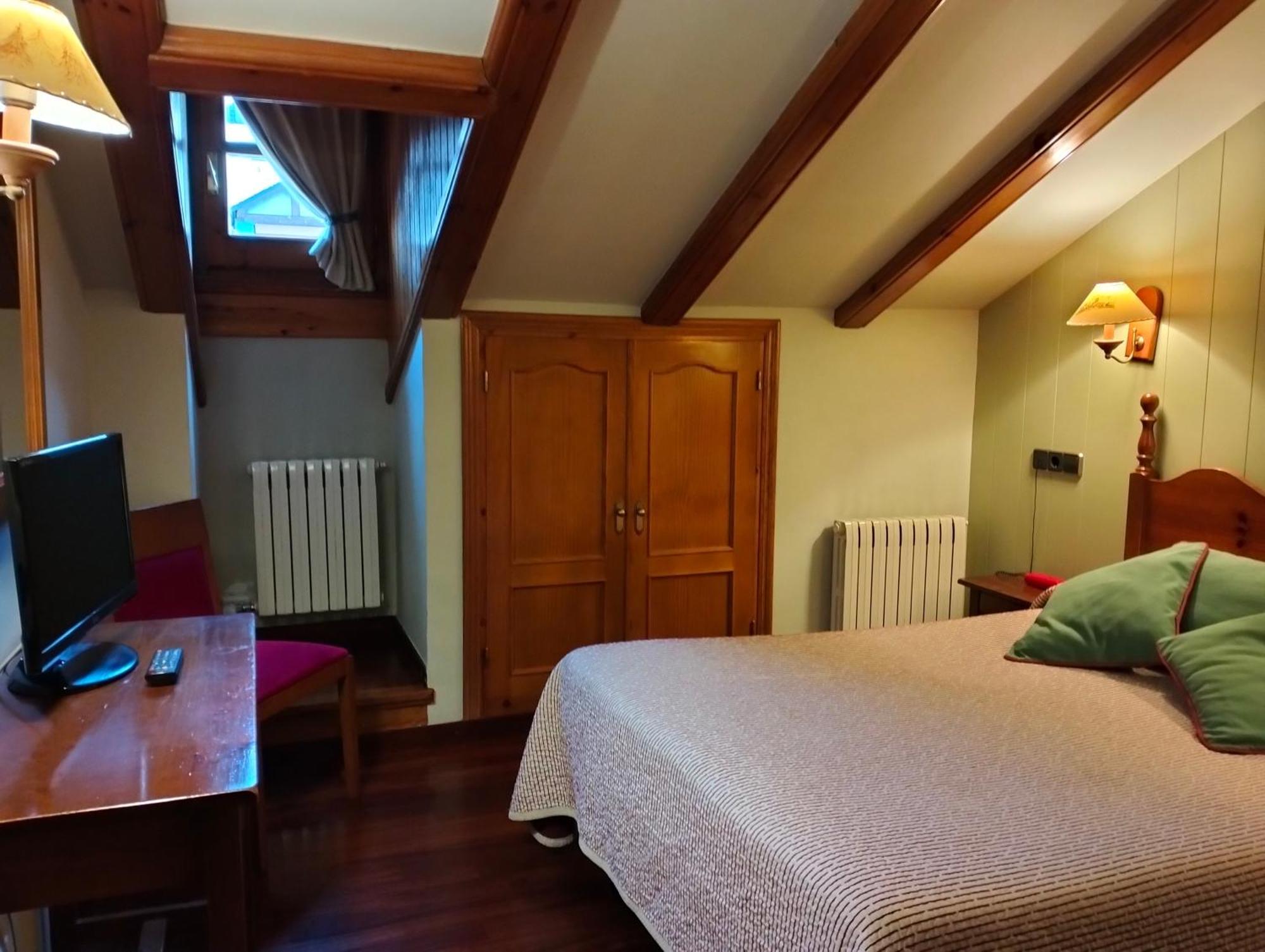 Hotel Aragueells Benasque Eksteriør bilde