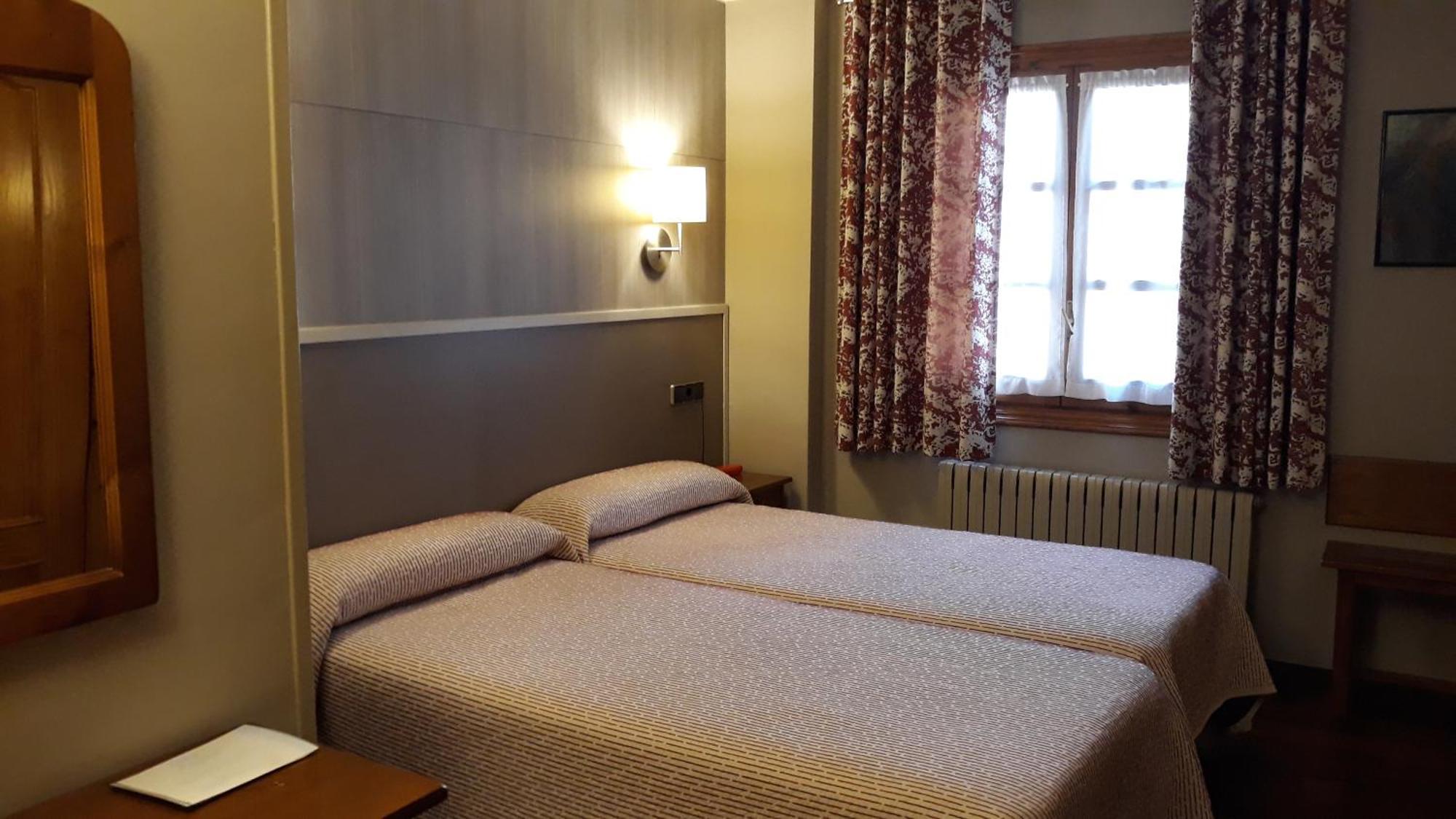 Hotel Aragueells Benasque Eksteriør bilde
