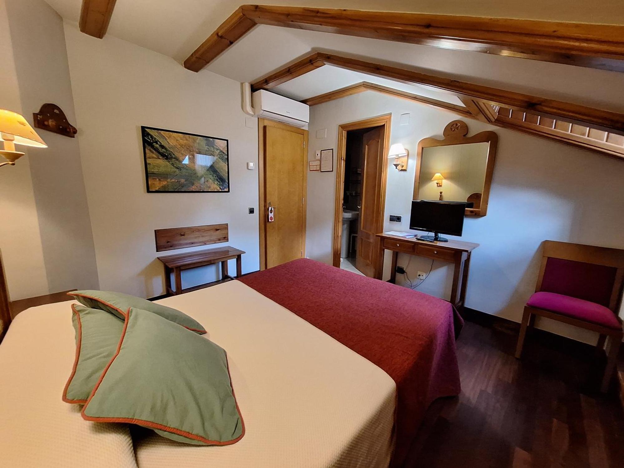 Hotel Aragueells Benasque Eksteriør bilde