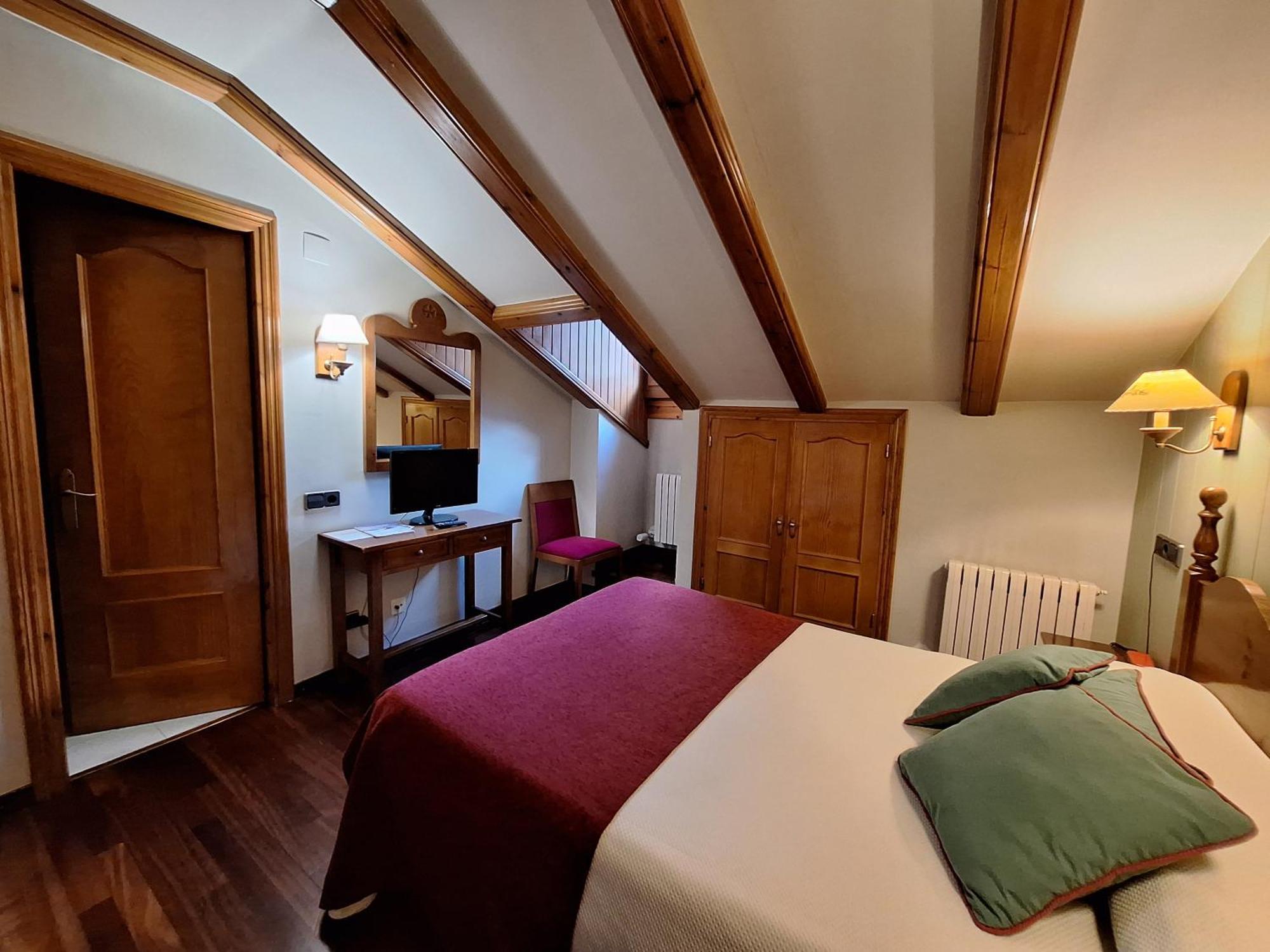 Hotel Aragueells Benasque Eksteriør bilde