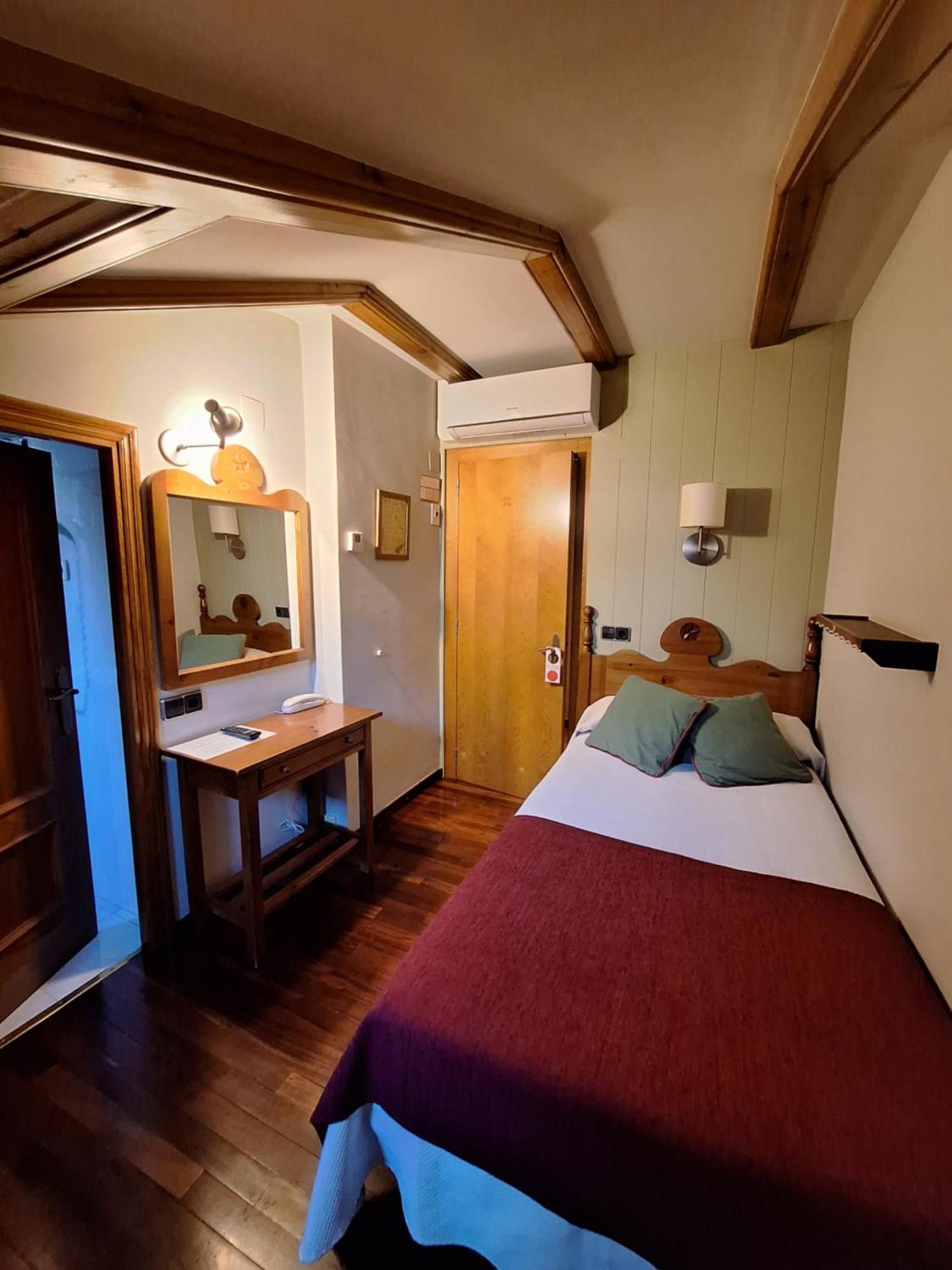 Hotel Aragueells Benasque Eksteriør bilde