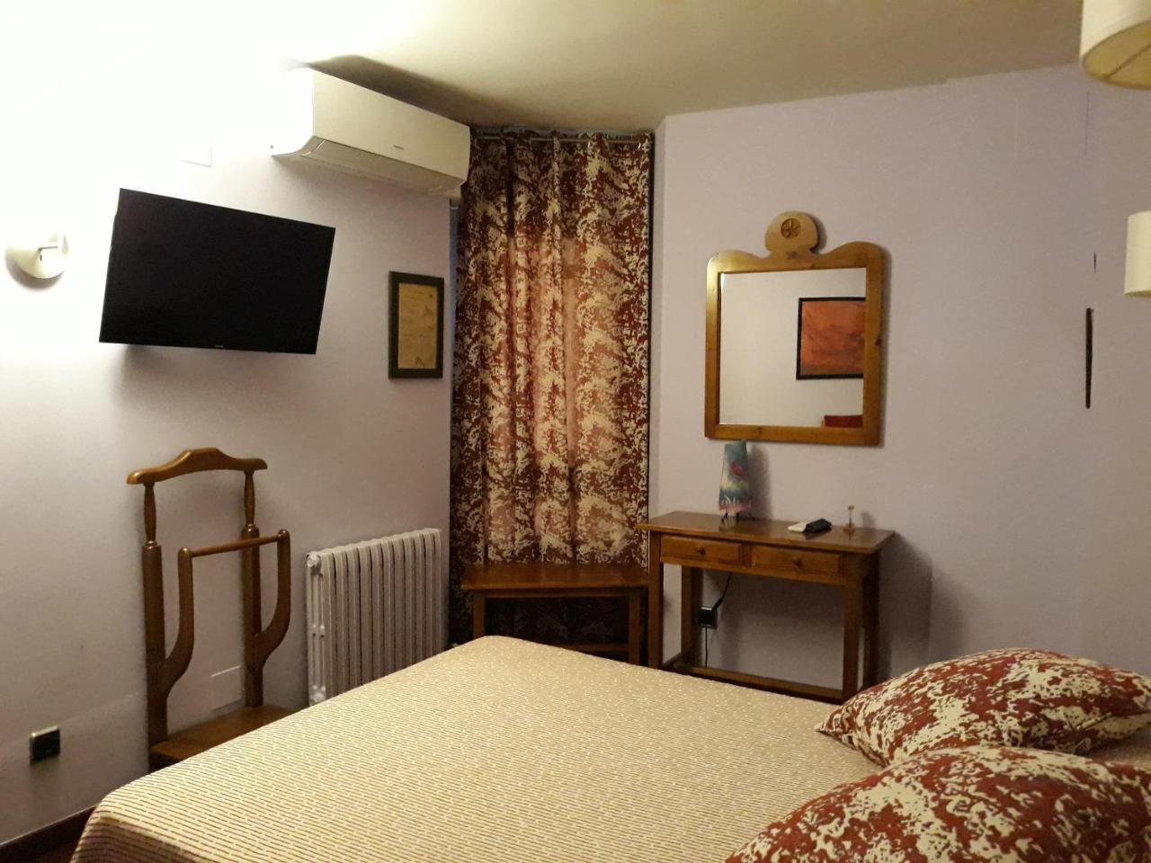 Hotel Aragueells Benasque Eksteriør bilde