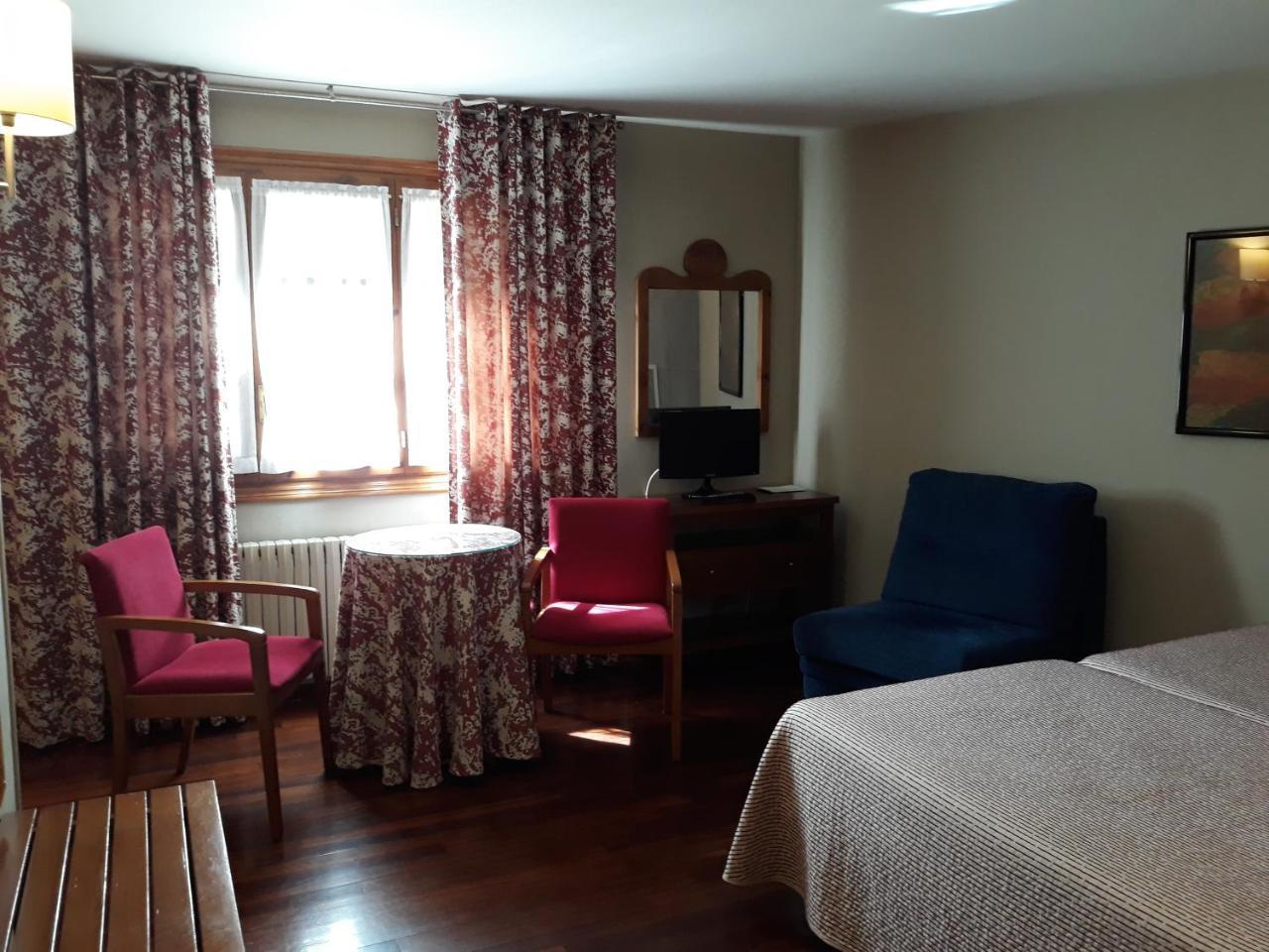 Hotel Aragueells Benasque Eksteriør bilde